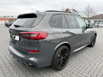 X5*M50i*INDIVIDUAL*360°ACC*HUD*LASER*H&K*DAB*