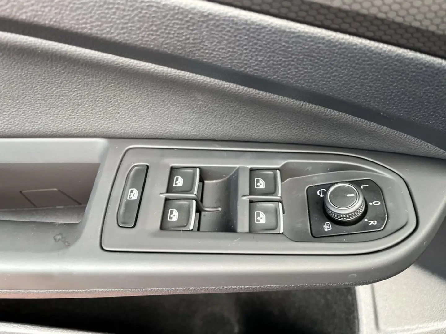 Golf 2.0 TSI DSG GTI NaviPro IQ.Light Pano 19