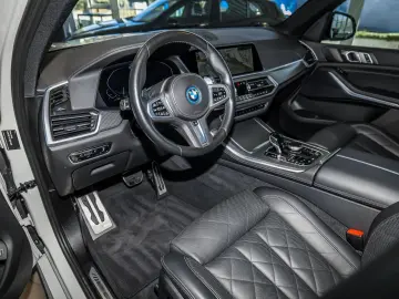 X5 xDrive45e MSport Laser DAProf HeadUp AHK Pano