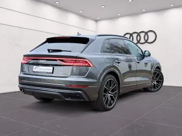 Q8 55 TFSI quattro tiptr. S line PANO AHK HD-MAT