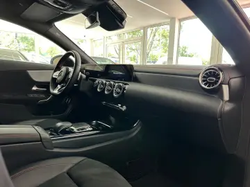 CLA 200 Shooting Brake AMG*Kamera*Panorama*SHZ*