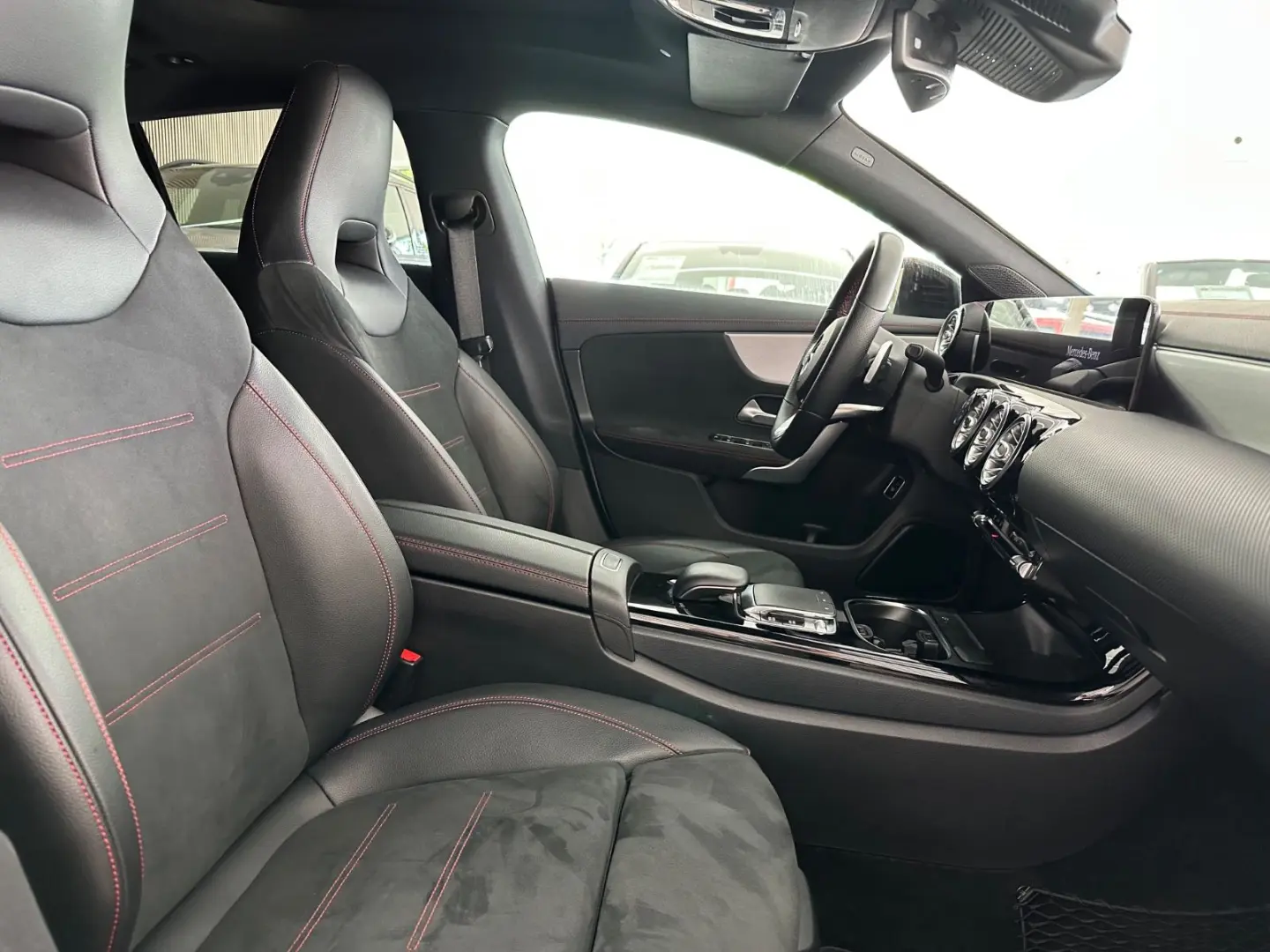 CLA 200 Shooting Brake AMG*Kamera*Panorama*SHZ*