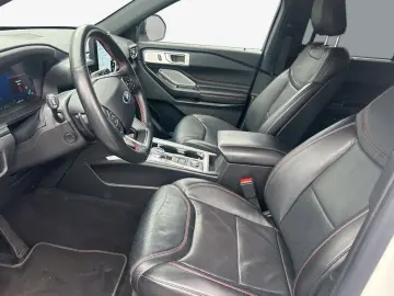 Explorer EcoBoost Plug-in Hybrid ST-LINE