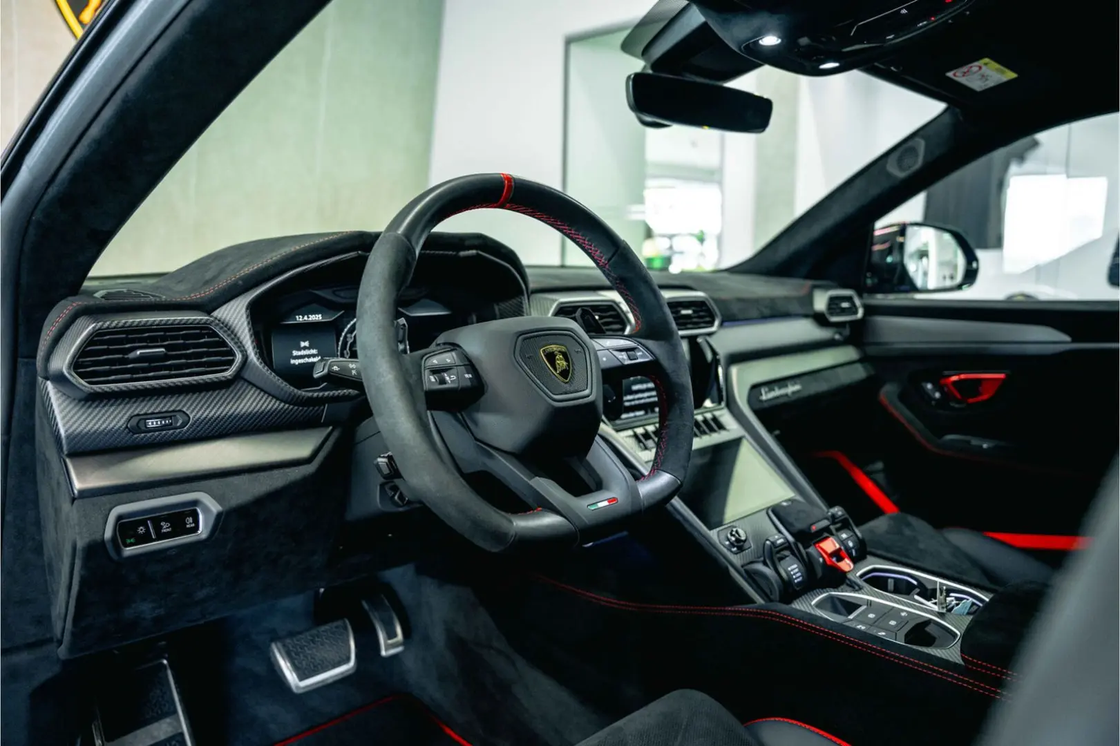 Urus Performante | MY23 | Carbon Roof