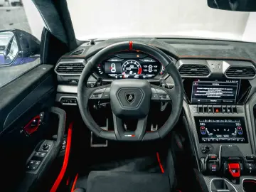 Urus Performante | MY23 | Carbon Roof