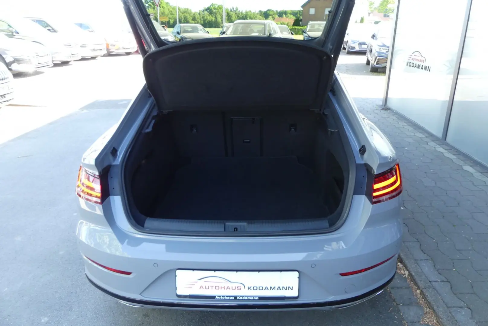 Arteon 2.0 TSI R-Line Edition 4M*STDHZ*360°*20