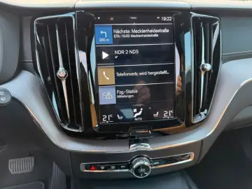XC60InscriptionAWD LEDER NAVI PANORAMA AHK