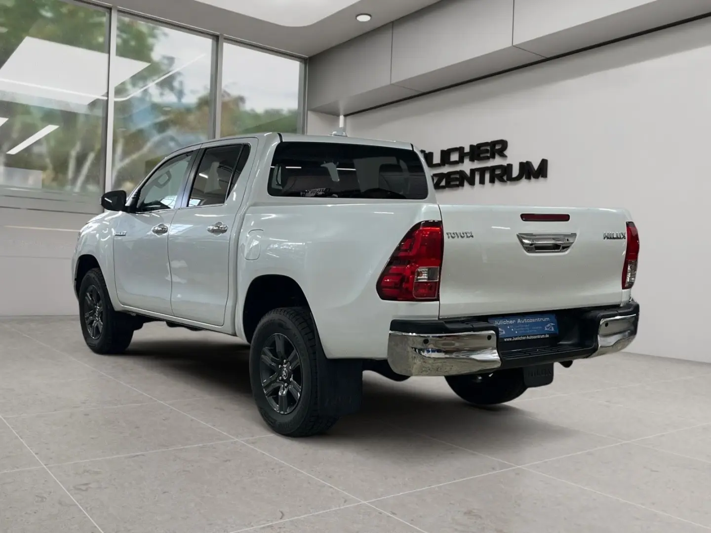 Hilux Double Cab Aut 4x4, 1.Hand, Insp+Tüv Neu