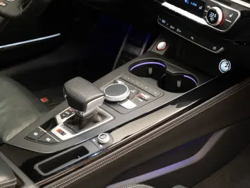 Audi RS5 Quattro Pano, Bang&Olufsen, Massage