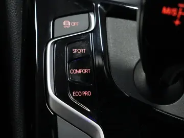 530 Touring Sport Line CAM LED LEDER NAVI SHZ