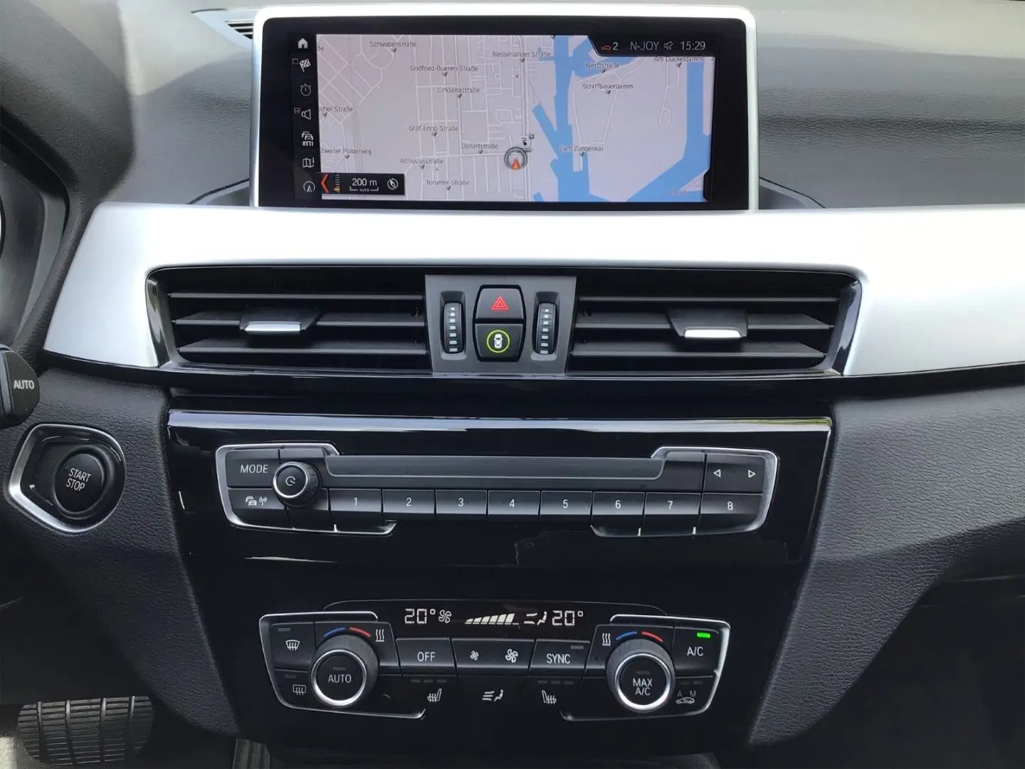 X1 xDrive25e Advantage