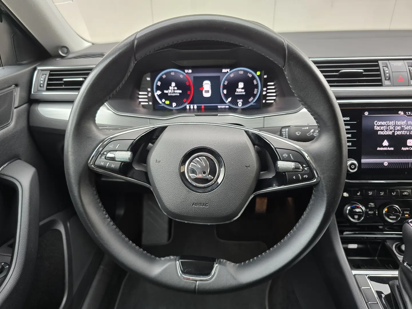 SKODA SUPERB 2.0 TDI DSG