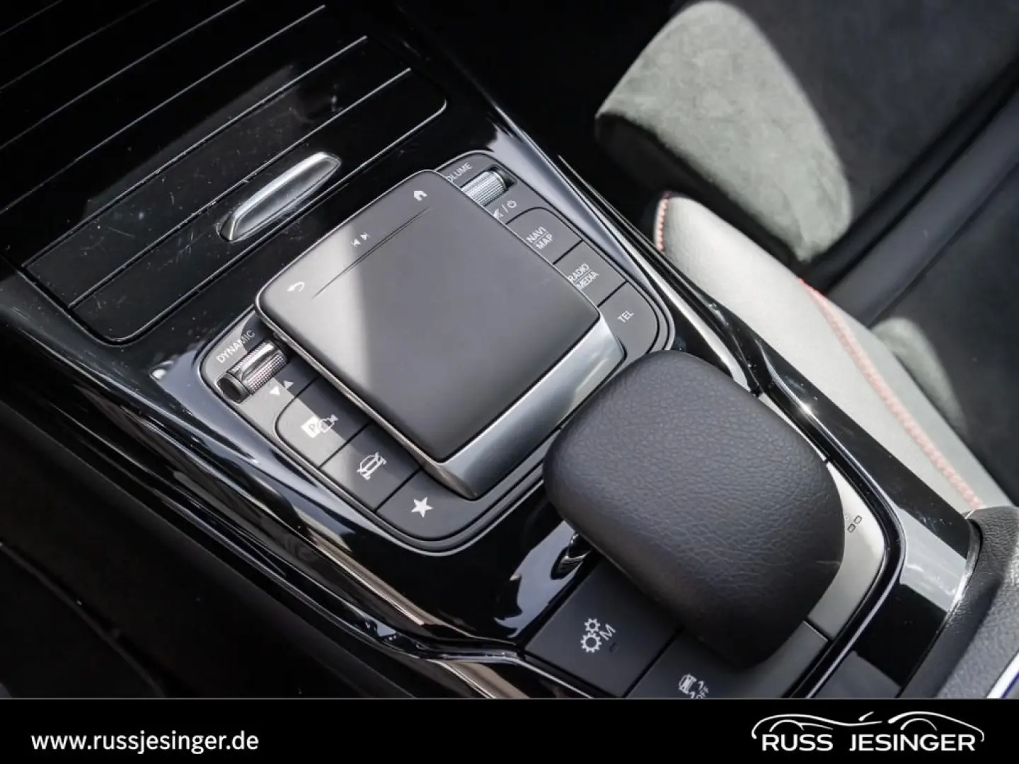 AMG A 35 4M Lim. *LED*MBUX*Pano*Burm*KeyGo*Memo*