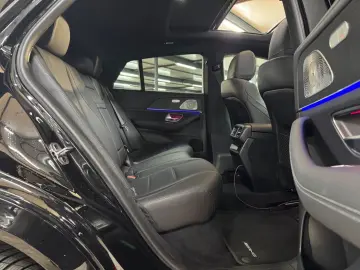 GLE 400d Coupe AMG*INOV*PANO*AHK*AIR*MEMO*360*21