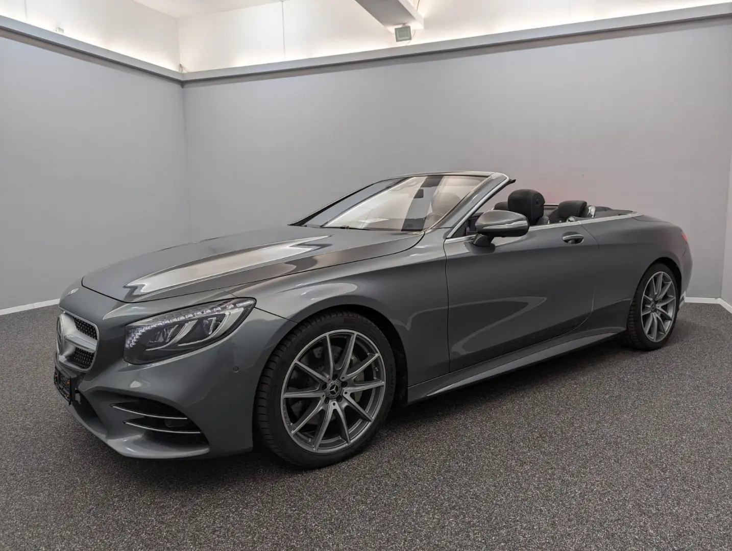 S 560 Cabrio AMG*SWAROVSKI*TV*NIGHTVI*AIRS*BURM