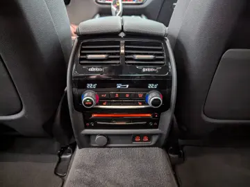 530 e X-Drive LUXURY LINE*LED*KAMERA*TOP