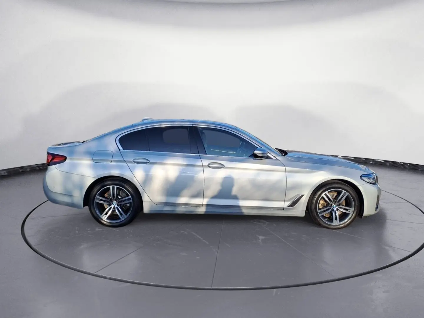 520d xDrive Luxury Line Glasdach Head-Up Laserli
