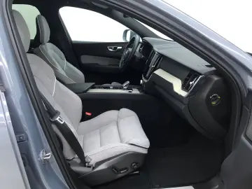 XC60 T6 Recharge AWD Plus Bright 19