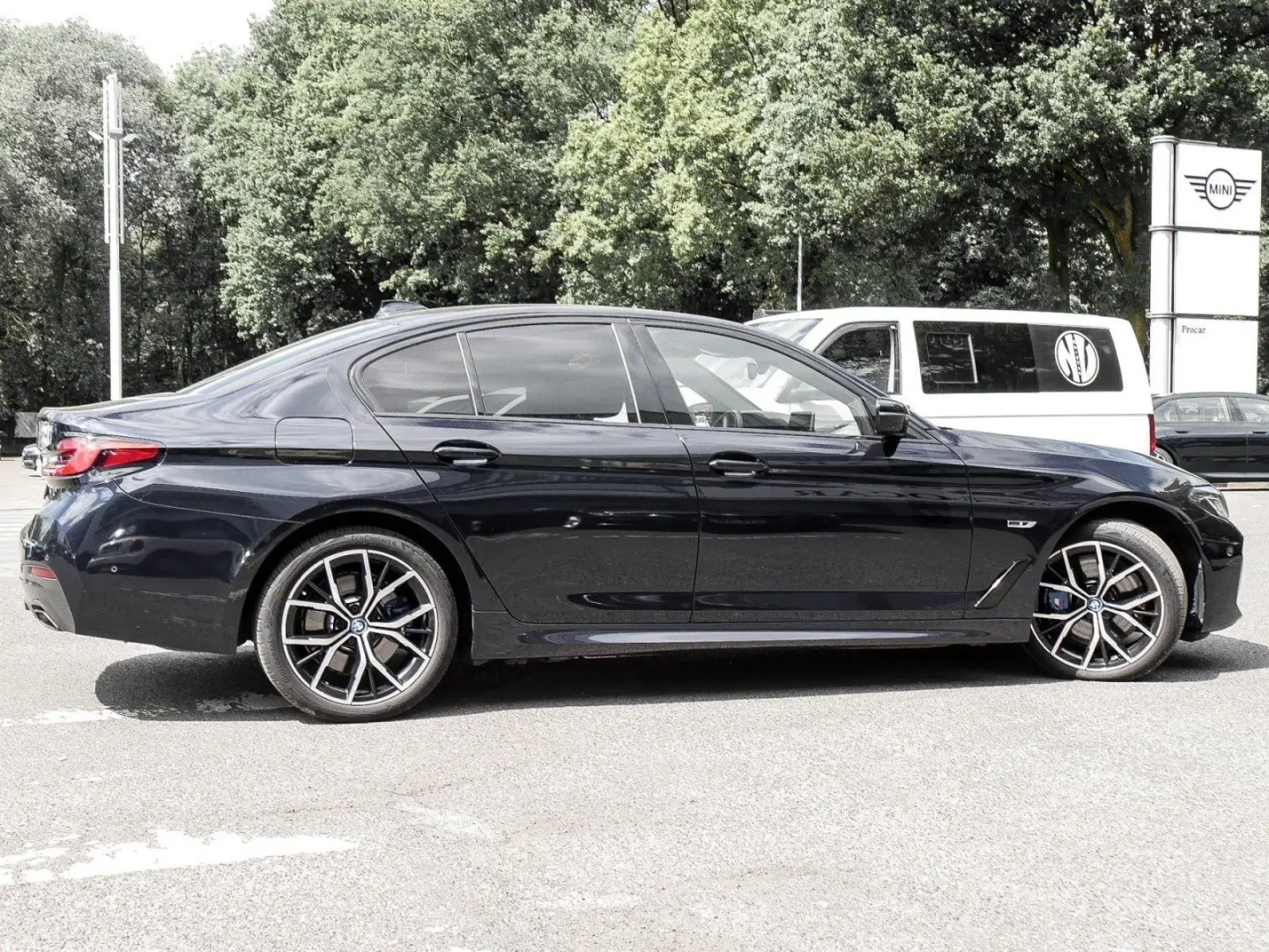 545e xDrive M SPORT+DA PROF+HuD+360°+SHZ