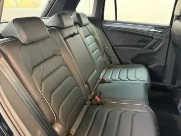 Tiguan 2,0 TDI R-Line + Leder + Kamera +IQ Light