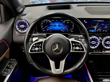 GLB 220d 4Matic *AMG*Night*PanSD*AHK*BURMESTER*