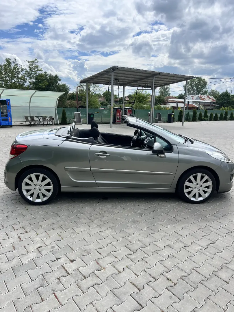 Peugeot 207 CC