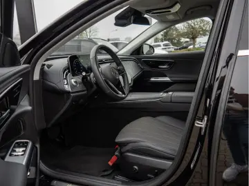 E 200 4M Avantgarde Advanced Distr. LED Navi Kam