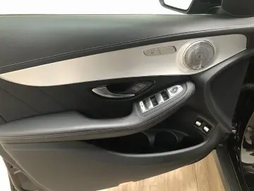 GLC 300e 4M AMG NIGHT*Pano*AHK*HUD*MULTIBEAM*Bur