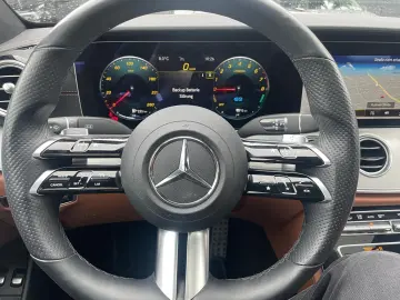 E 300 E -Klasse Lim. E 300 e 4Matic
