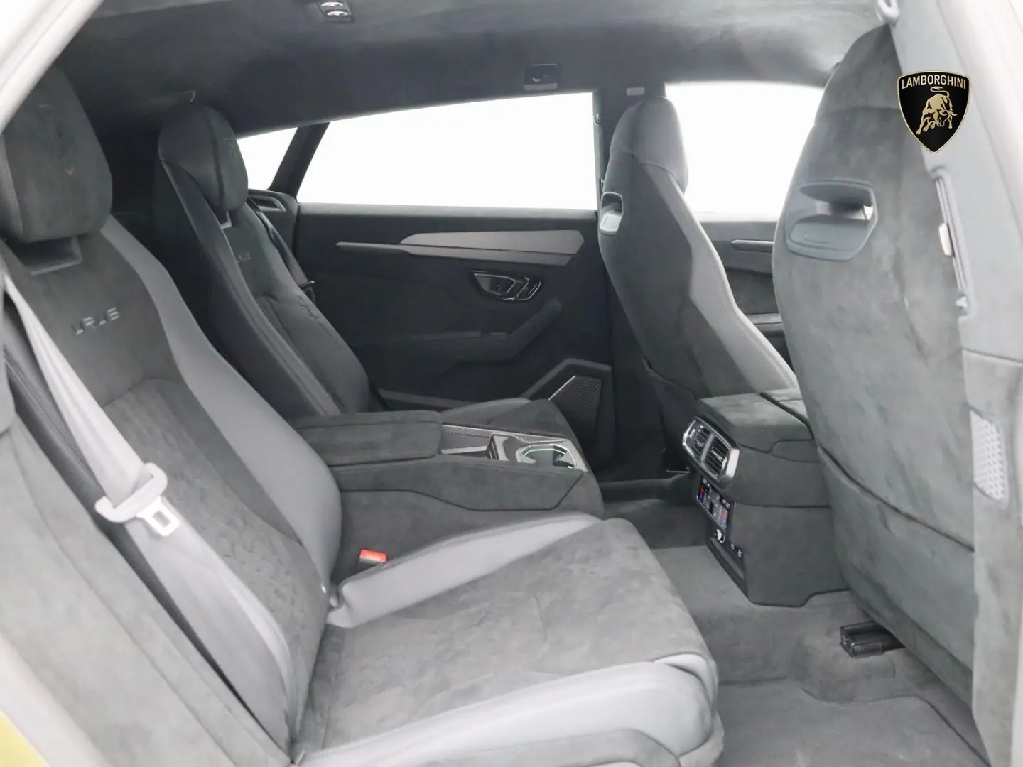 Urus Performante MY24 I FULL CARBON I 4 SEATER
