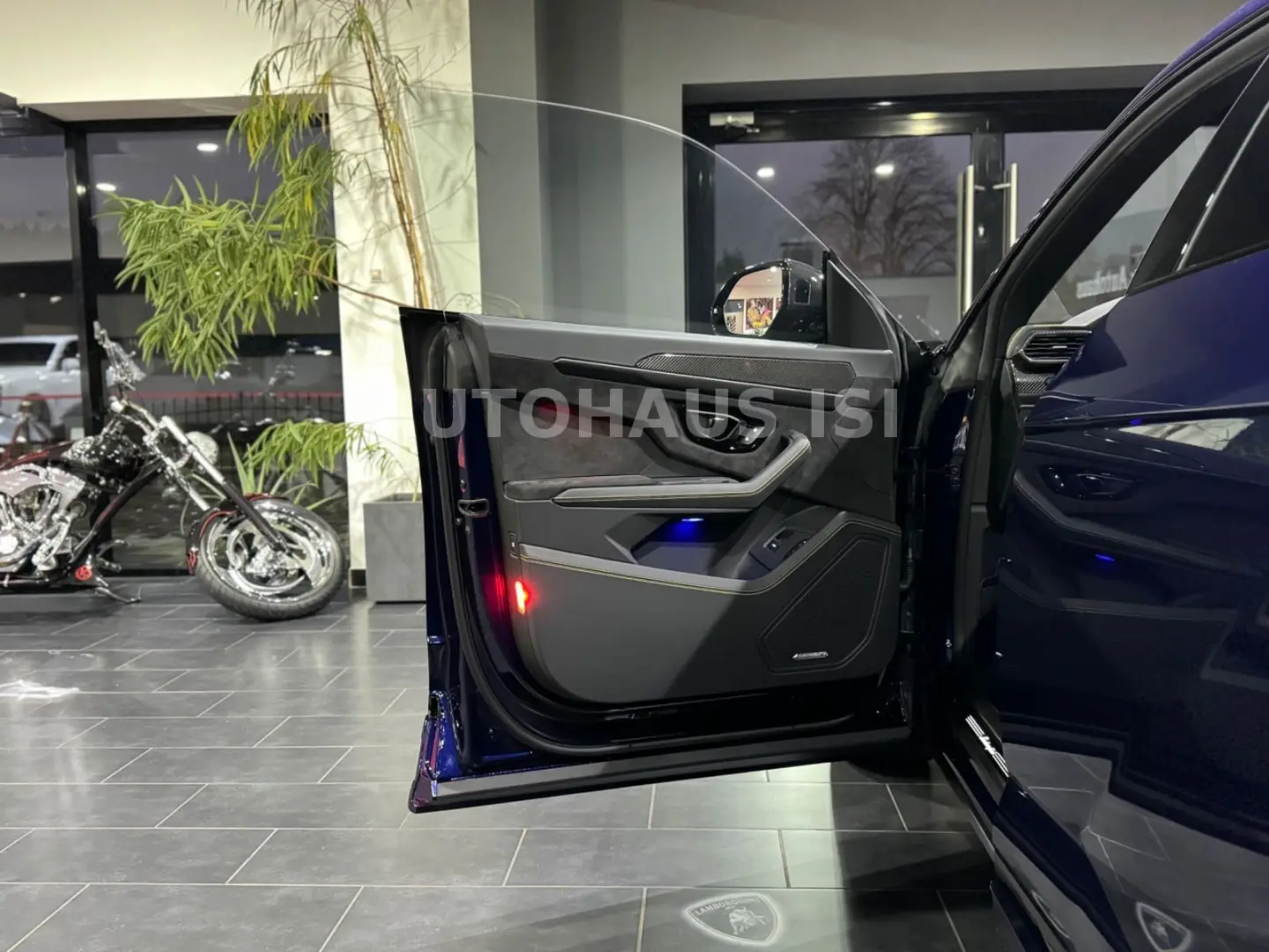 Urus S+NOVITEC WIDEBODY,FULL-CARBON,MASSAGE,23