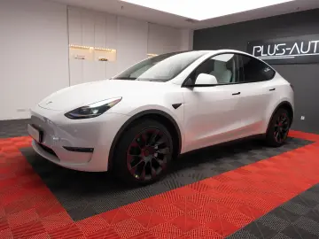 Tesla Model Y Long Range Dual Motor 4x4