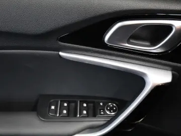 KIA XCeed 1.6 Plug-in-Hybrid Vision