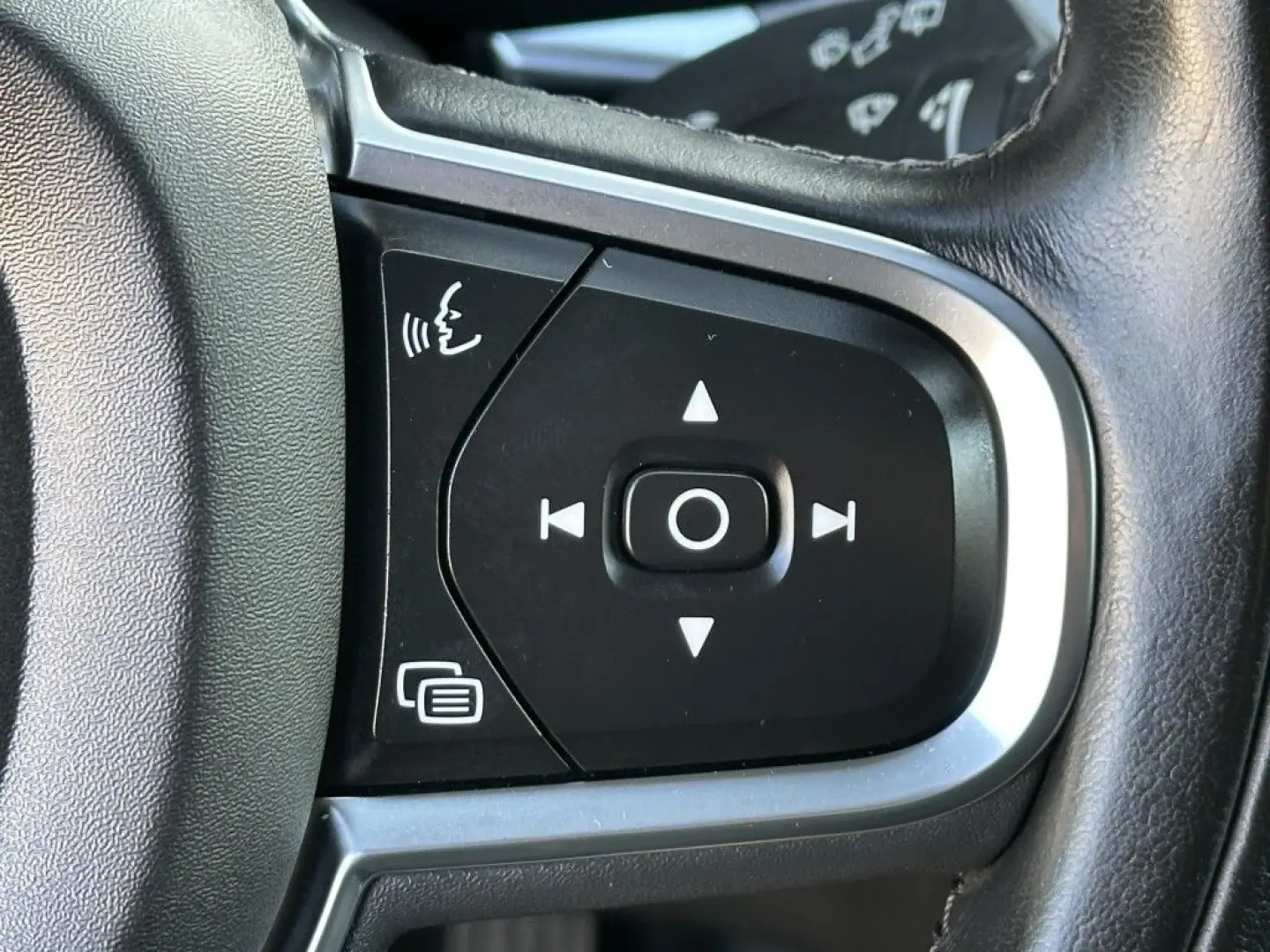 XC60 T6 AWD Recharge Geartronic RDesign / PANO