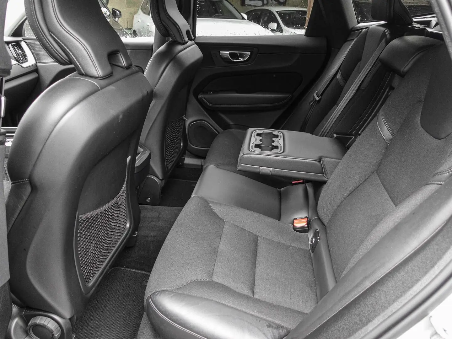 XC60 Momentum Pro AWD B4 Diesel EU6d StandHZG Na