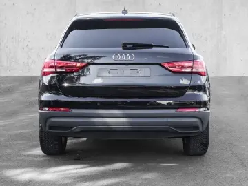 Q3 45 TFSI e 180(245) S tronic NAVI EL.HECK