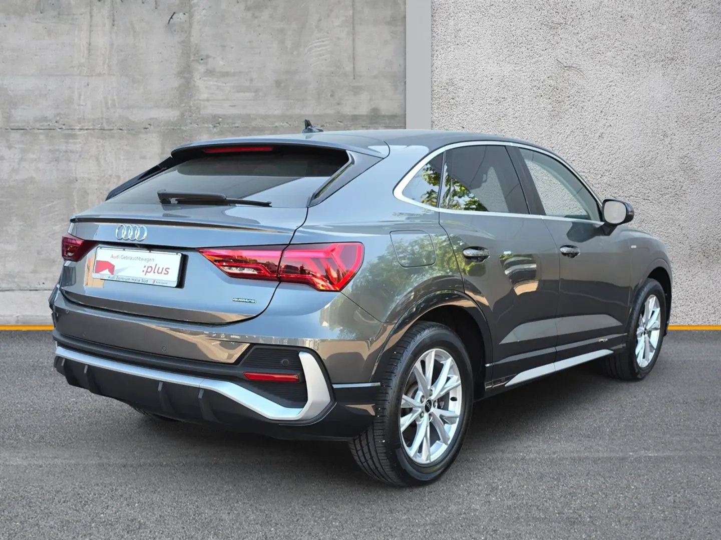 Q3 Sportback 40 TFSI qu S line Matrix Navi 360gr