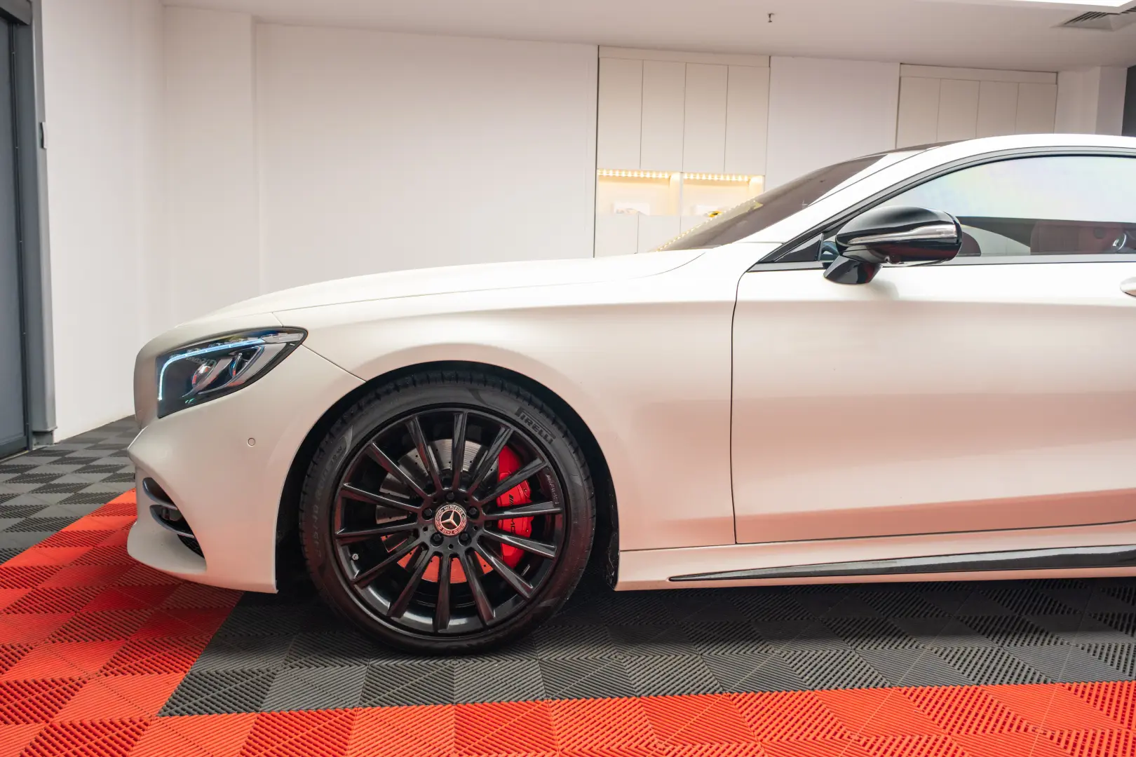 Mercedes Benz S560 4Matic