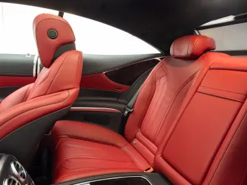 Mercedes Benz S560 4Matic