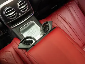 Mercedes Benz S560 4Matic