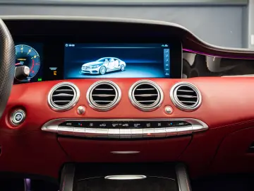 Mercedes Benz S560 4Matic