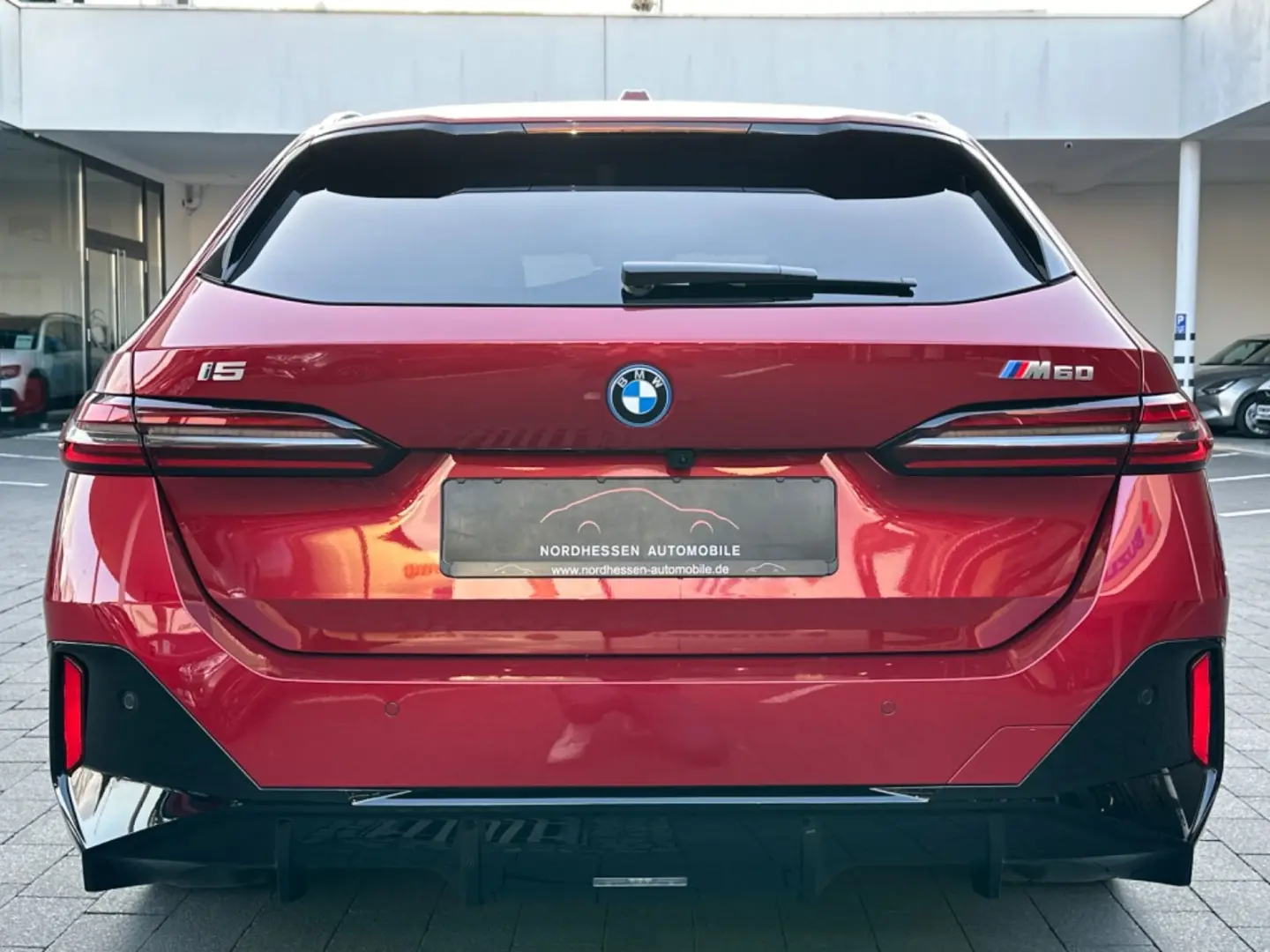 i5 Touring M60 xD M Sport Pro | Panorama | B&W