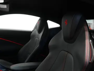 Roma *Carbon *Lift *Kamera *Stiches *HIFI *