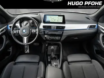 X1 xDrive25e M Sport. AHK. ACC Navi SHZ ACC LED
