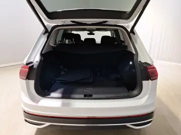 Tiguan Allspace 2.0 TDI Elegance 4Motion AHK|Mat