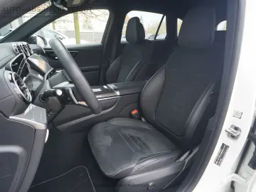 GLC 300 d 4Matic AMG-Premium/D-Light/360/Memory