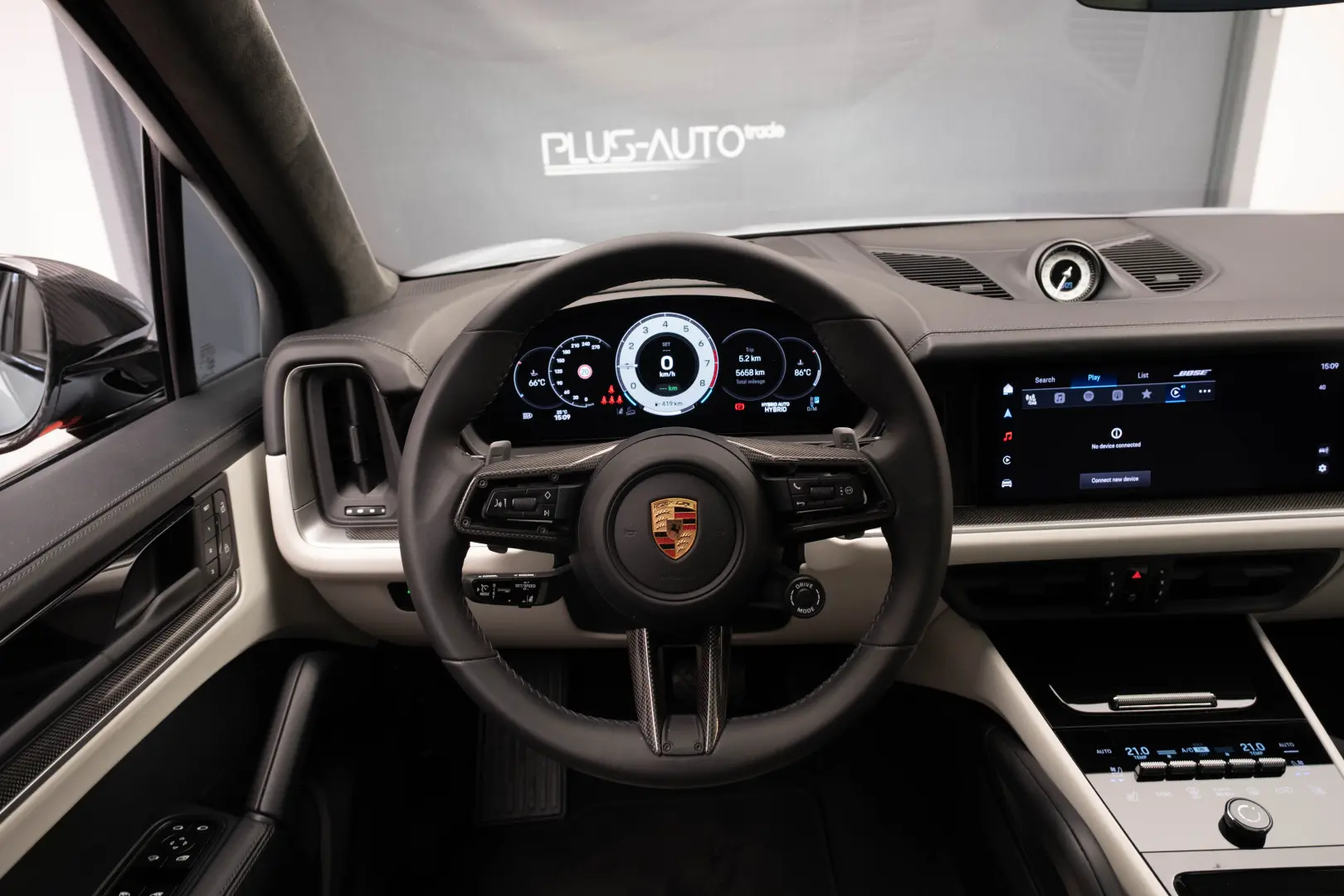 02/2025 Porsche Cayenne E-Hybrid