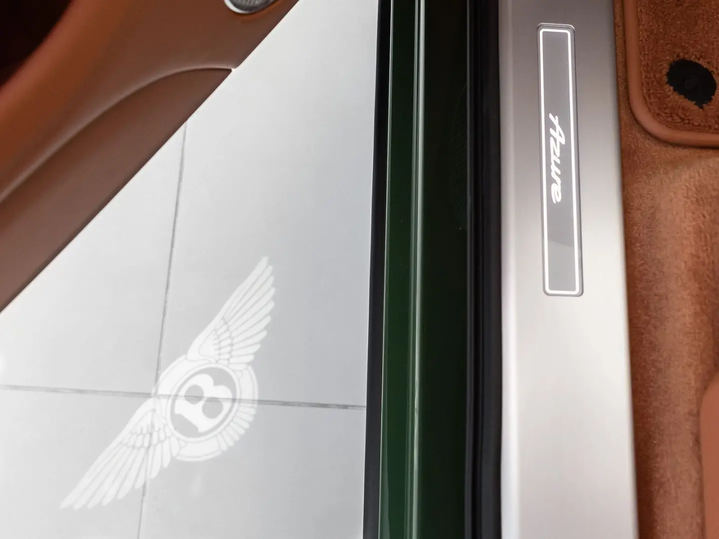 Bentayga Azure von BENTLEY FRANKFURT / FULL