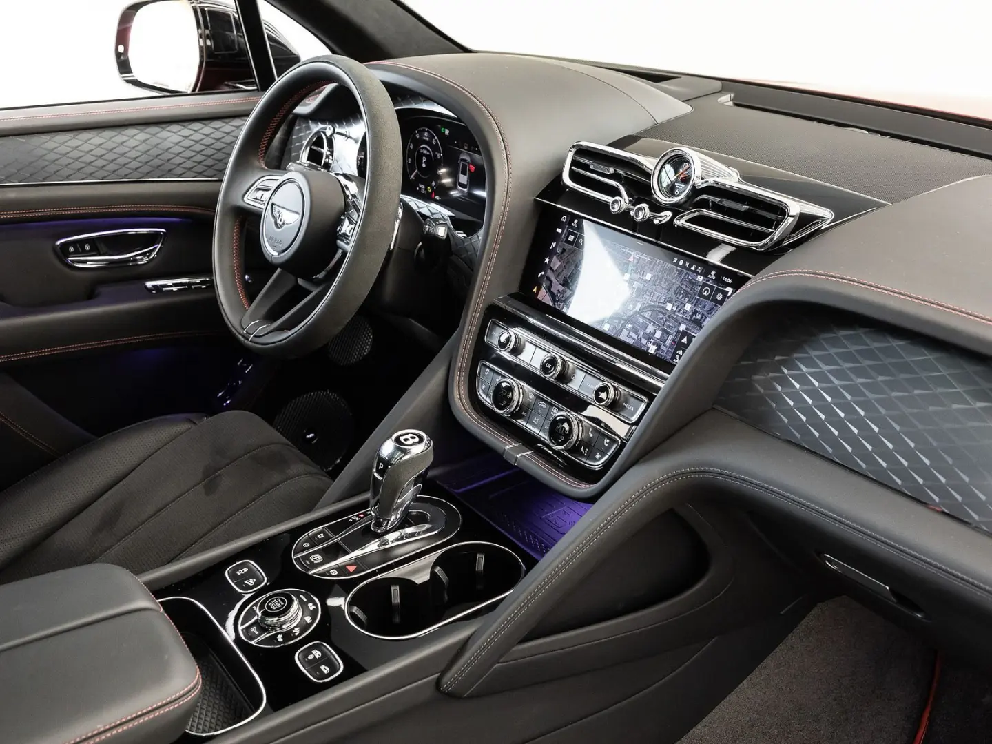 Bentayga S V8 von BENTLEY FRANKFURT