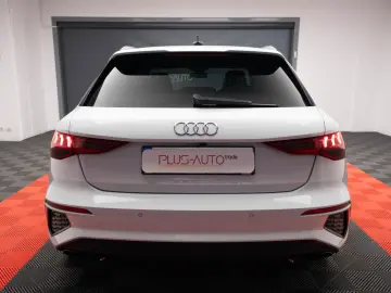 Audi A3 40 TFSI e  Sportback S line Matrix LED